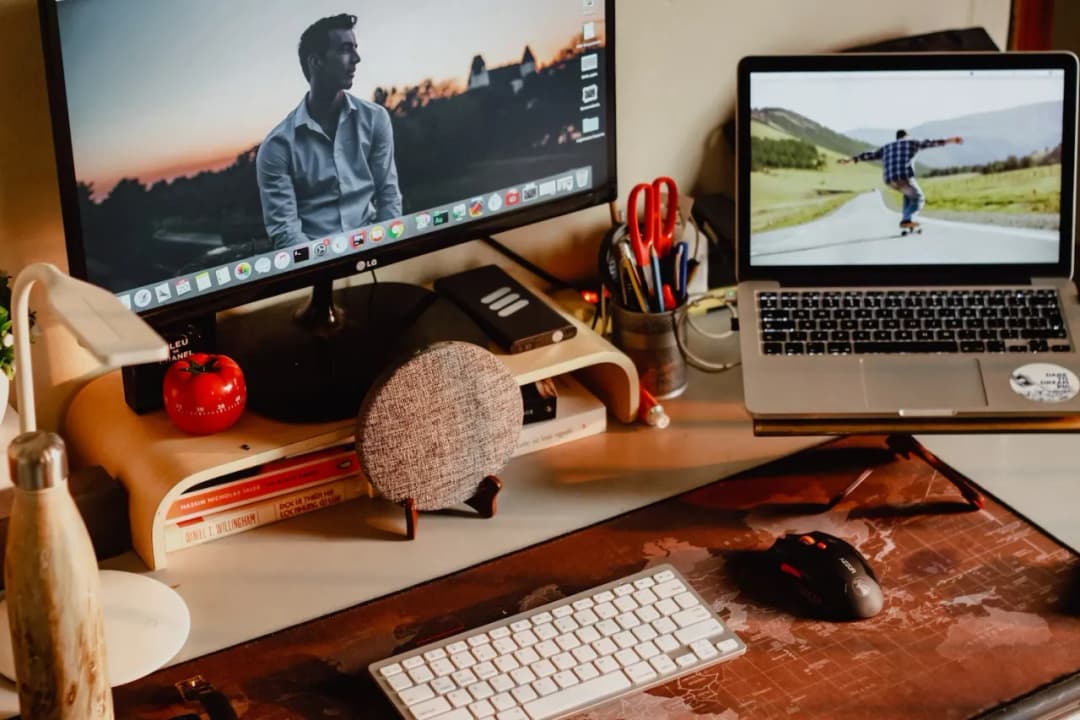 Czy laptop może służyć jako monitor? Sprawdź, jak to zrobić i jakie są ograniczenia